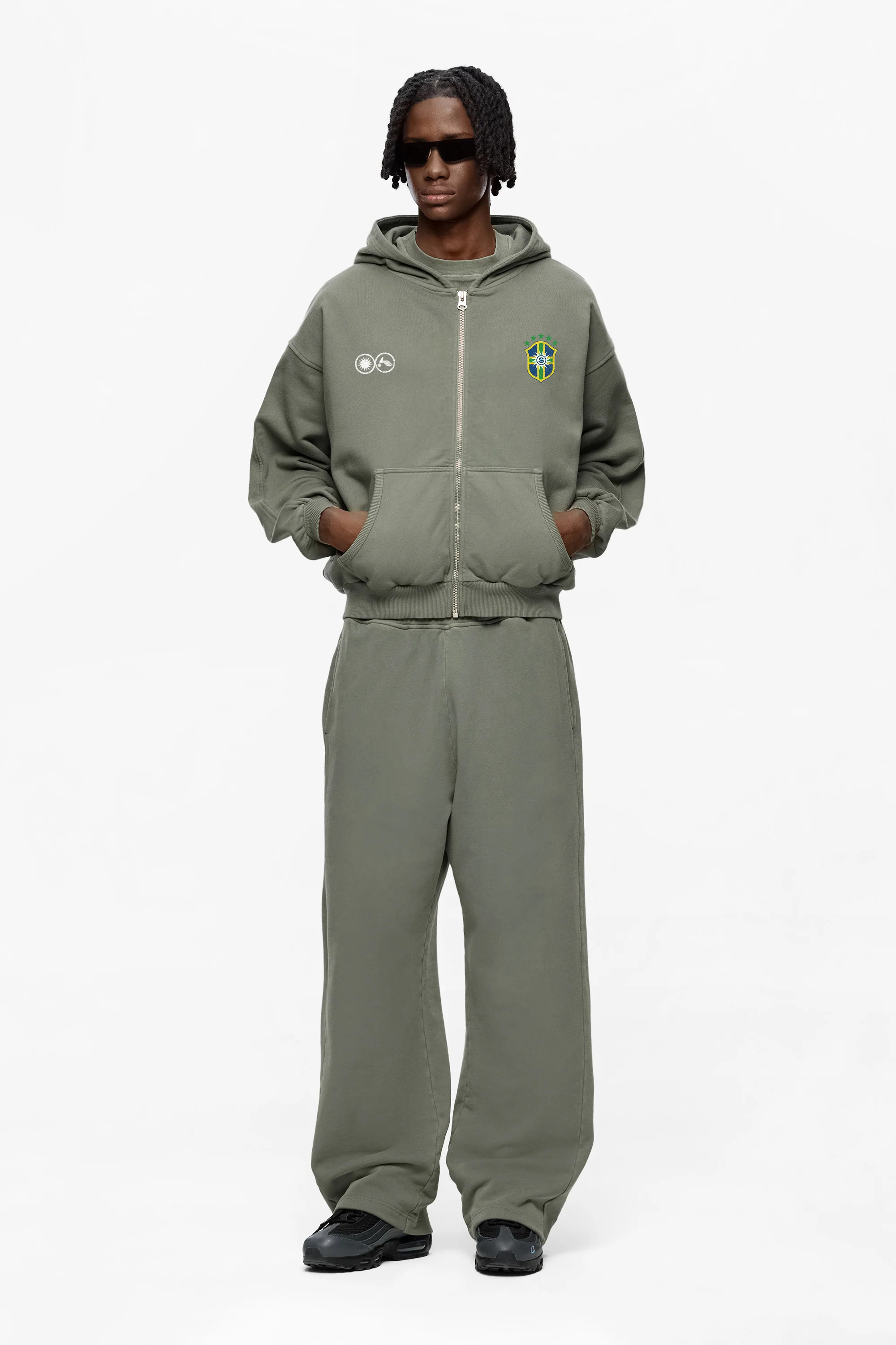 Brazilian Zip Hoodie - Image 2