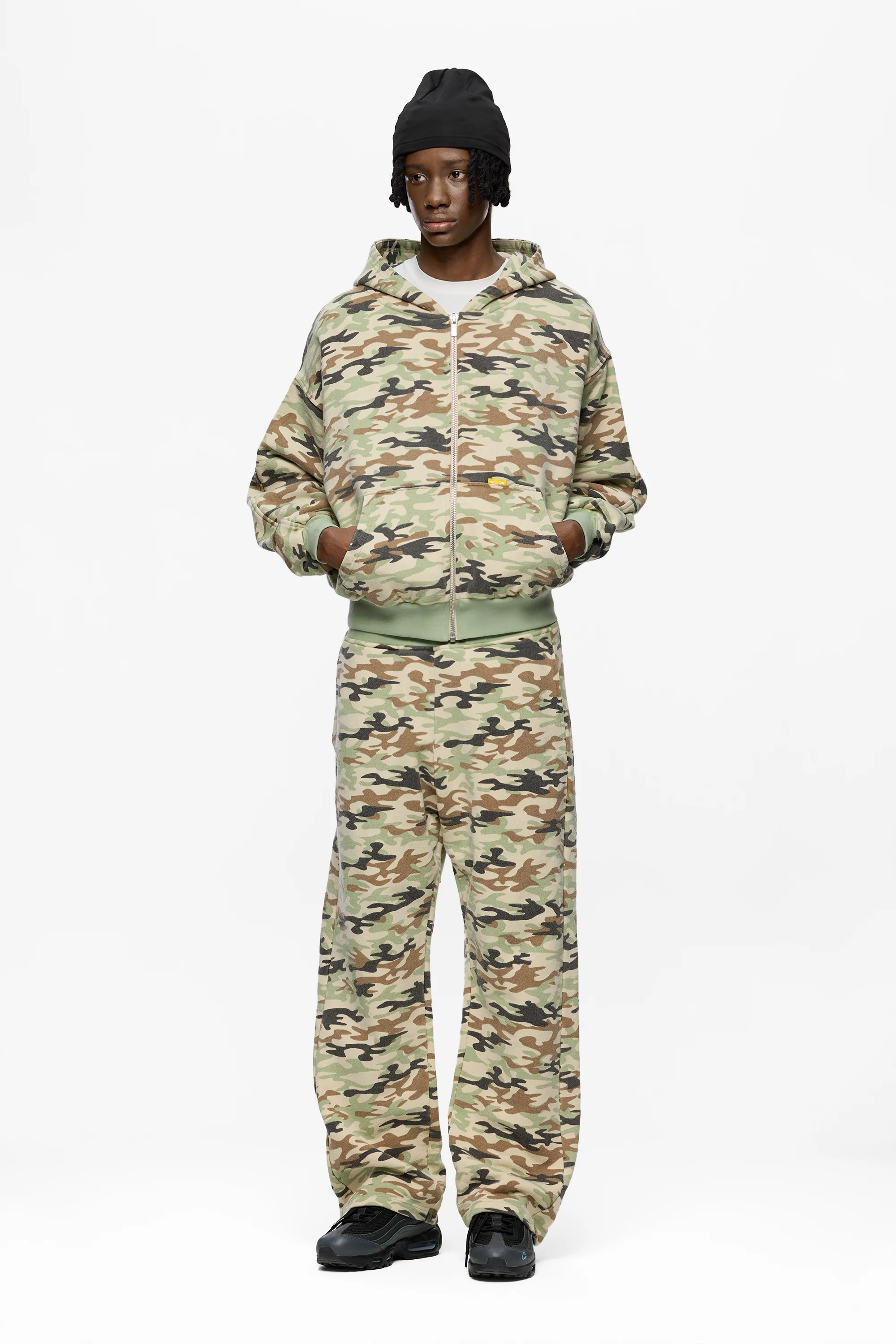 Classic Camo Open Leg Jogger - Image 4