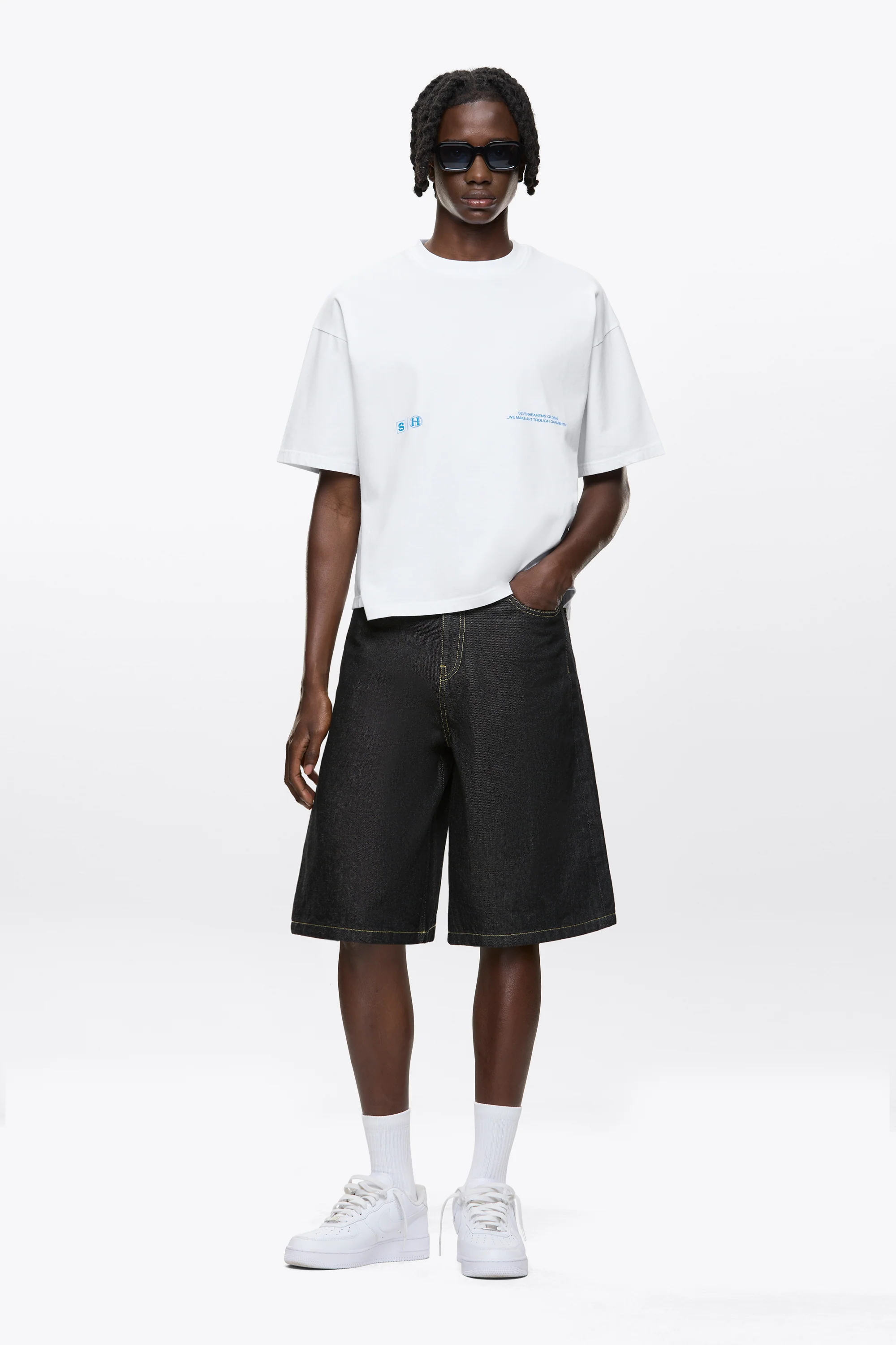 Global T-Shirt - Image 3