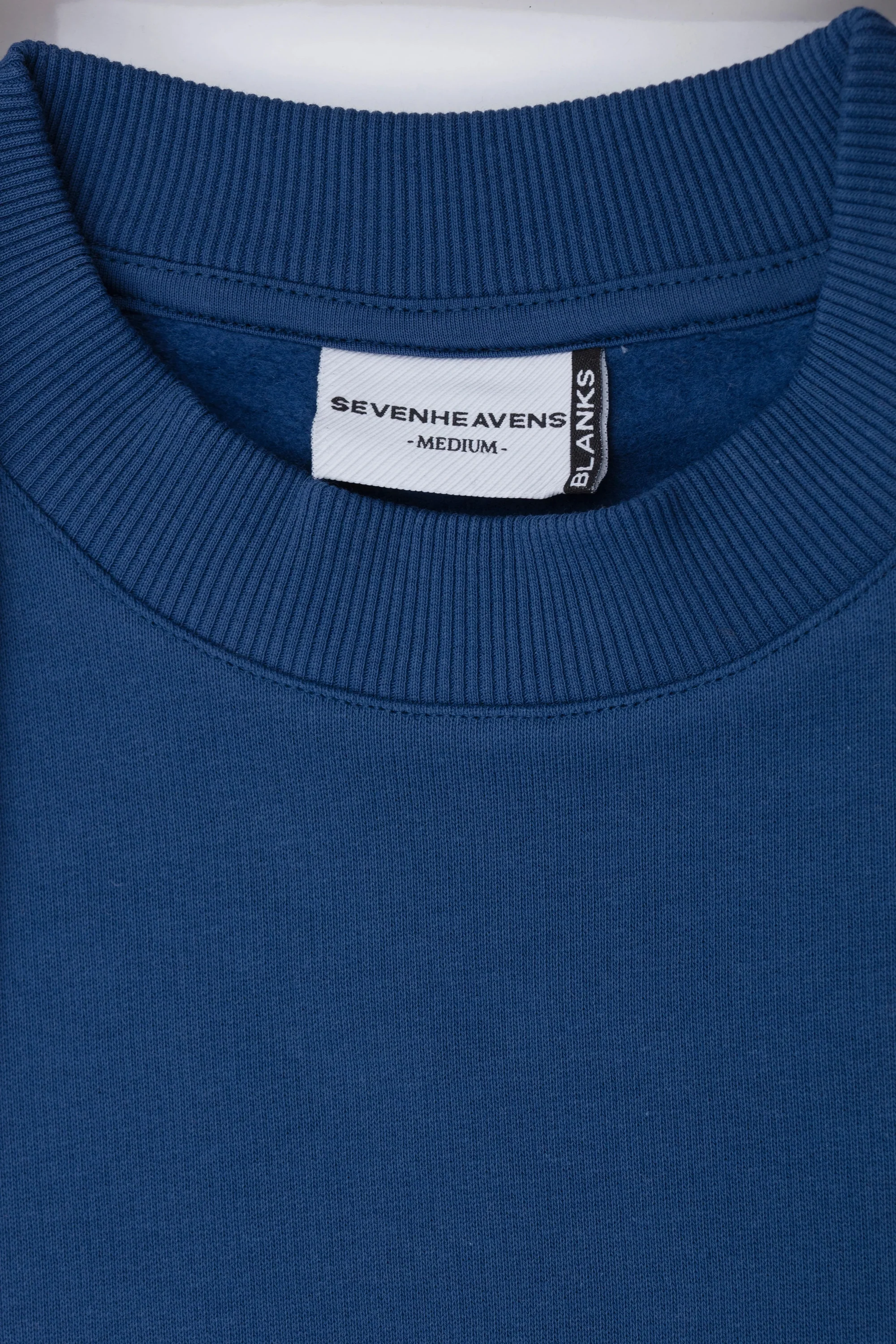 Heavy Blank Sweater - Image 3