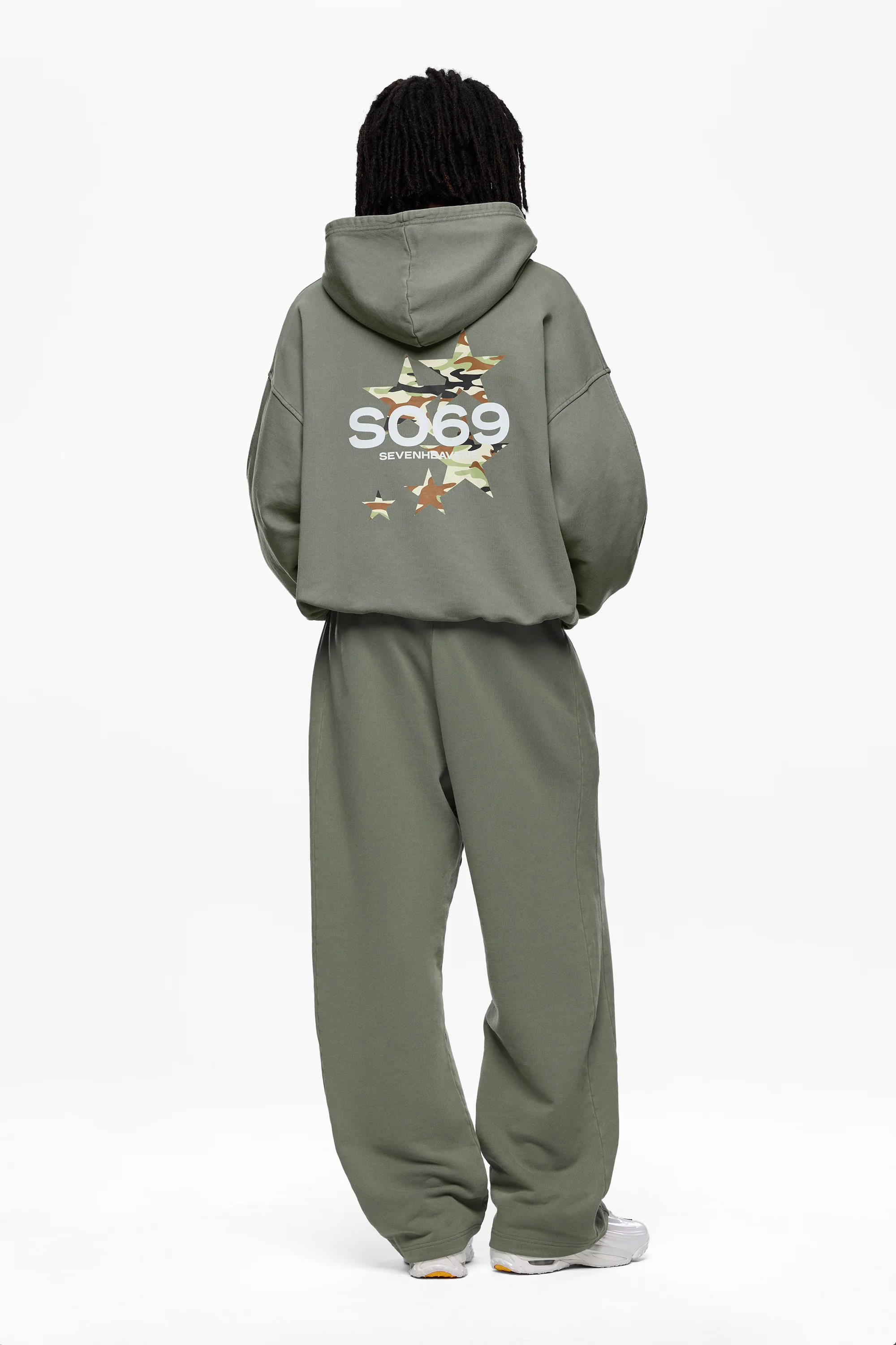 S069 Camo Hoodie - Image 3