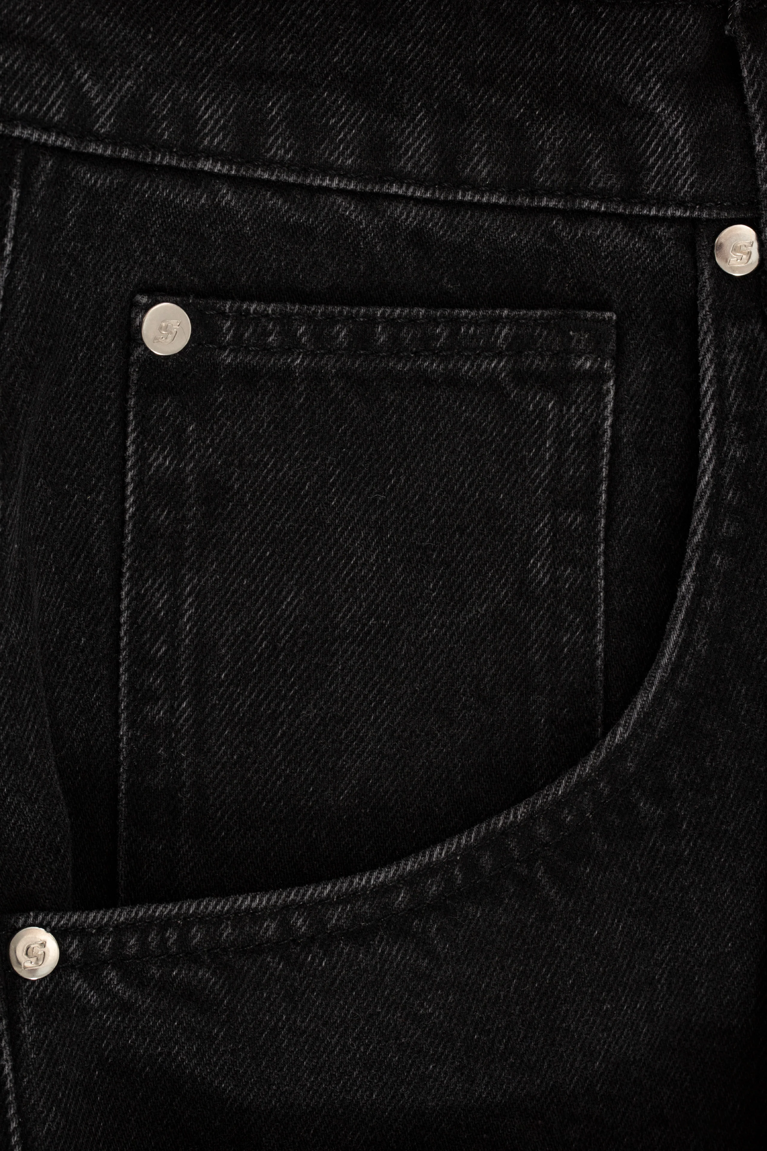 Super Large Denim - Image 7